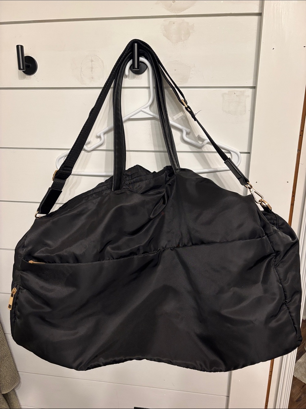 Black Women's Weekender Duffel Bag - Lightweight Travel Tote